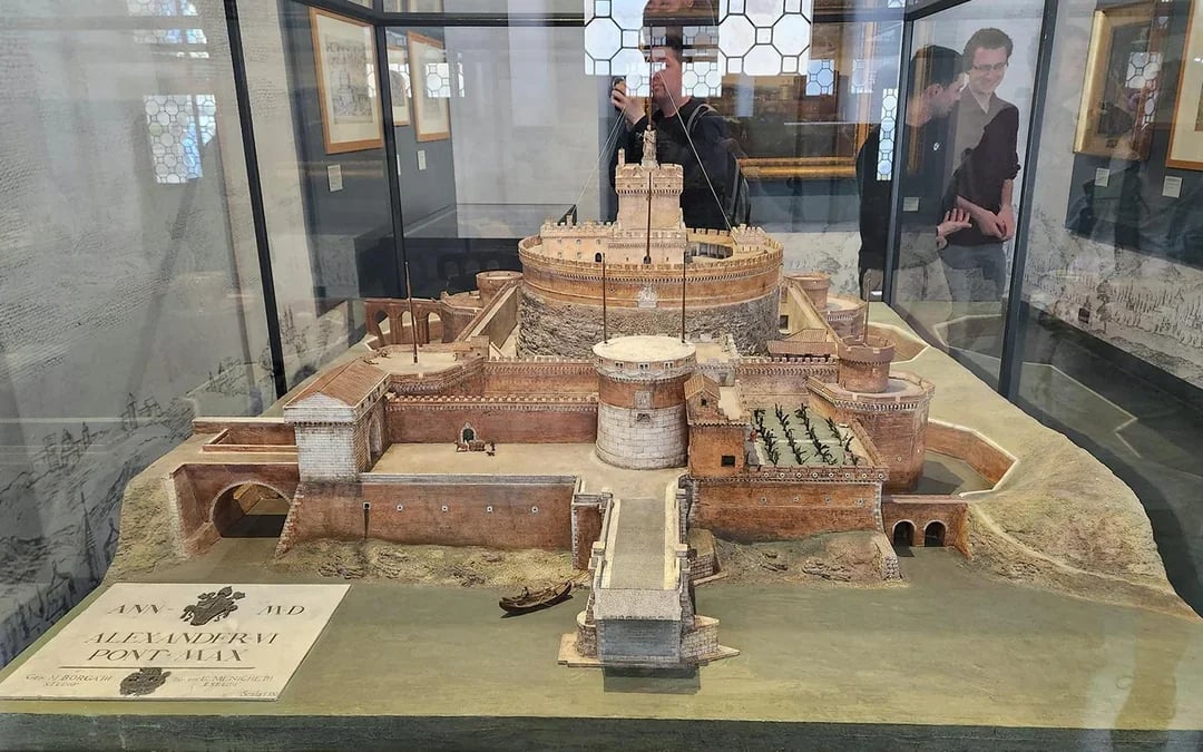 Castel Sant’Angelo Tickets & Secret Passetto di Borgo Experience Image 3
