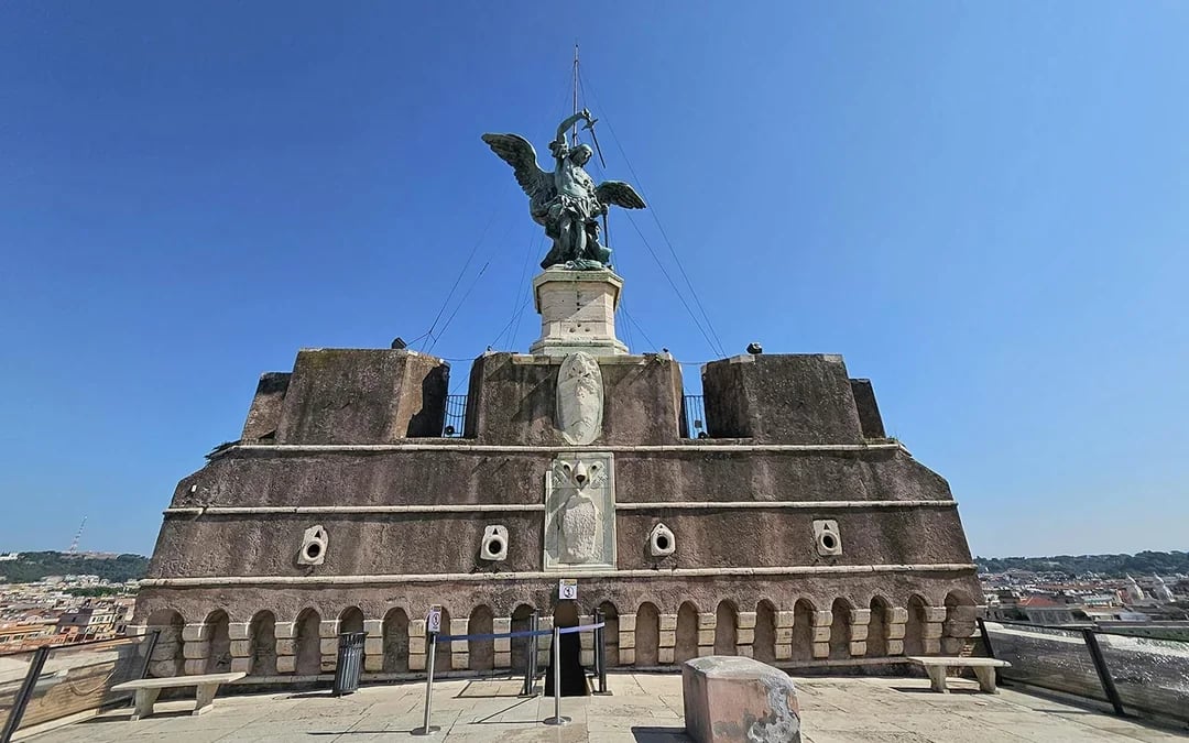 Castel Sant’Angelo Tickets & Secret Passetto di Borgo Experience Image 9