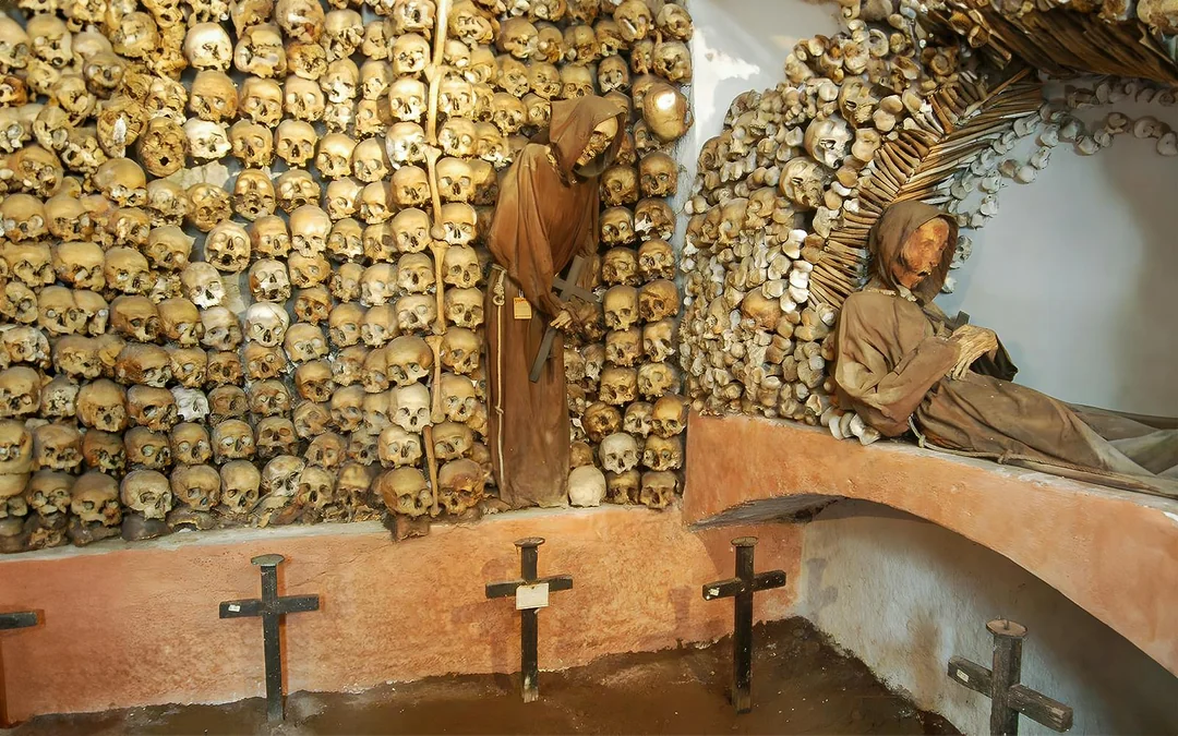 Catacombs of Domitilla and Capuchin Crypt Guided Tour with Transfers Image 4