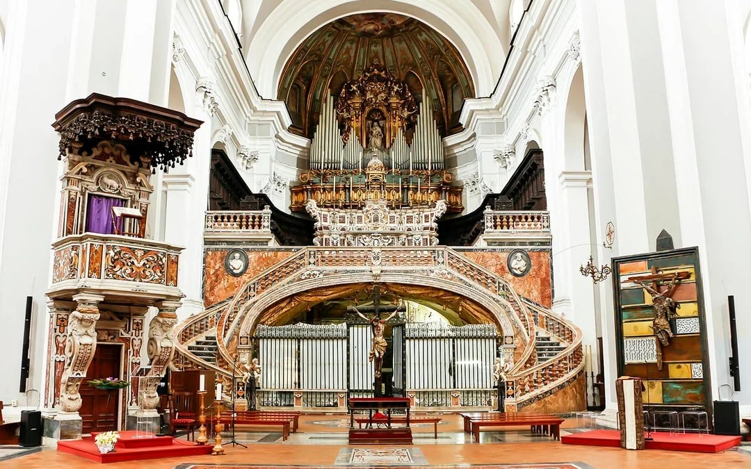 Catacombs of San Gaudioso Entry Tickets & Guided Tour Image 4