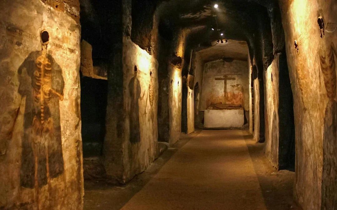 Catacombs of San Gennaro Entry Tickets & Guided Tour Image 8