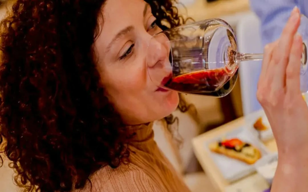 Catania Historic Center Etna Wine Tasting with Sicilian Products Image 4