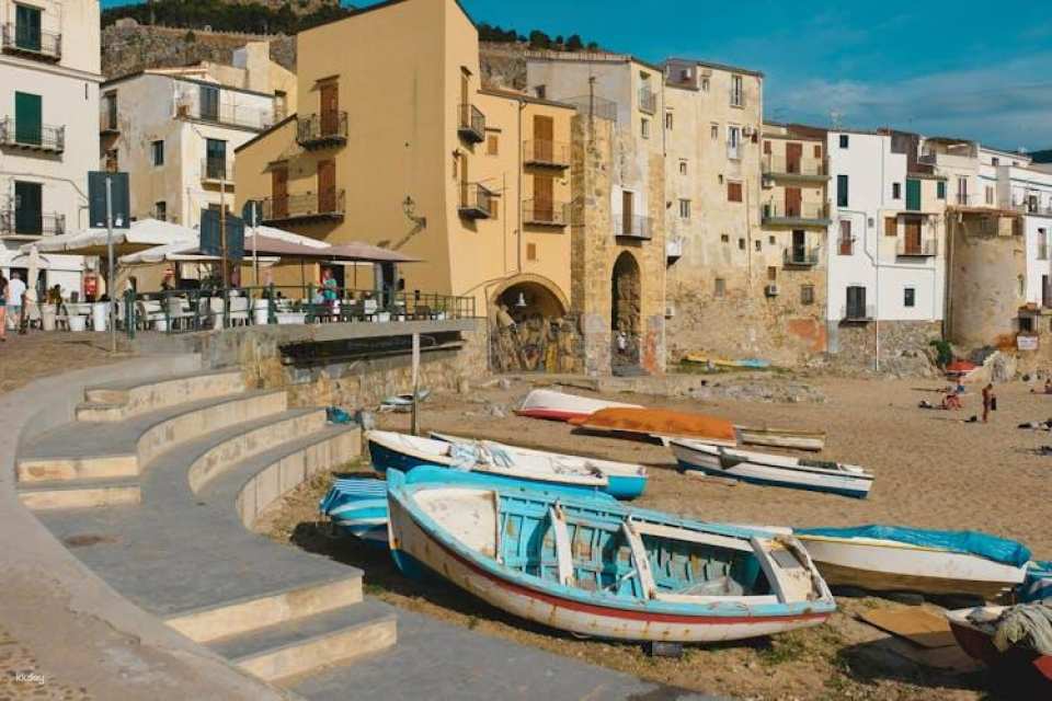 Cefalù and Monreale tour from Palermo with optional boat trip