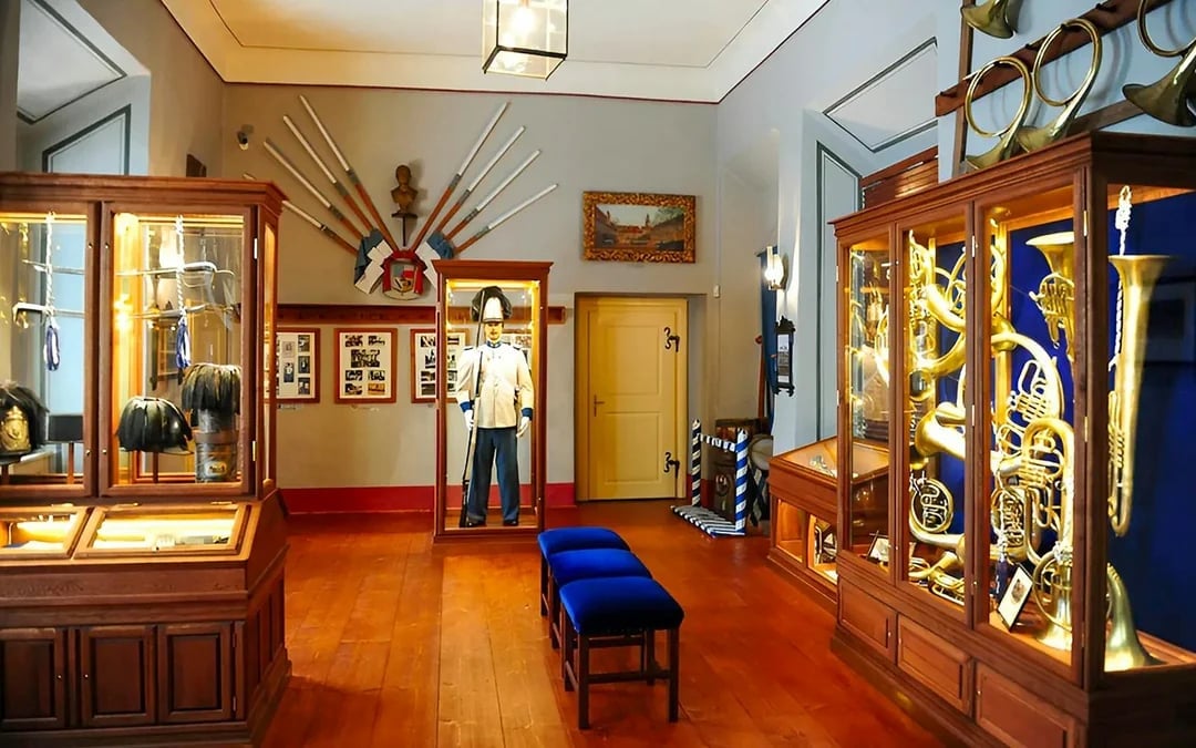 Cesky Krumlov Castle Entry Tickets Image 11