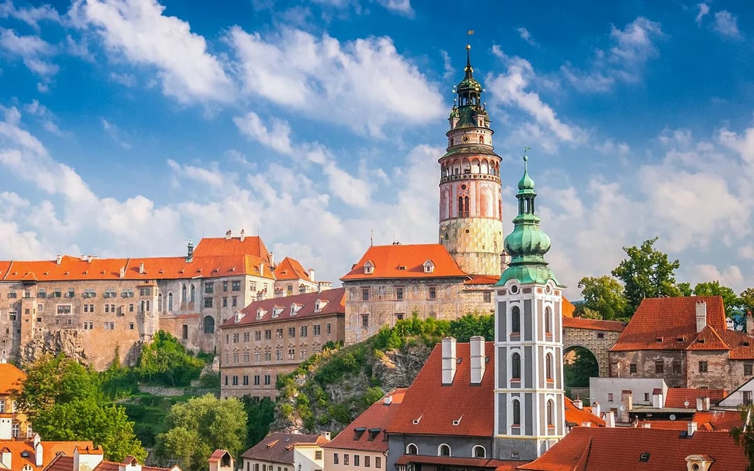 Cesky Krumlov: Old Town & Castle Guided Tour Image 1