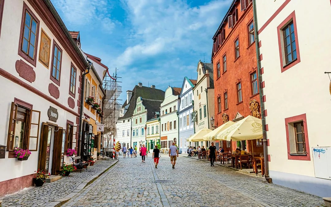 Cesky Krumlov: Old Town & Castle Guided Tour Image 6