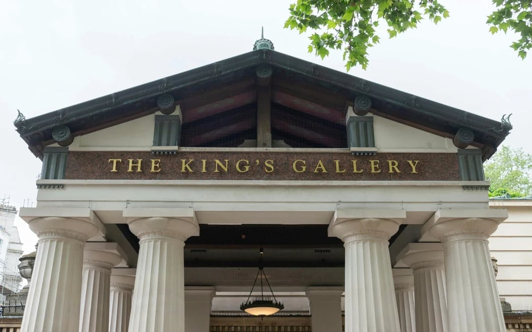 Changing of the Guard Experience with King’s Gallery Tickets and Optional Royal Mews Image 4