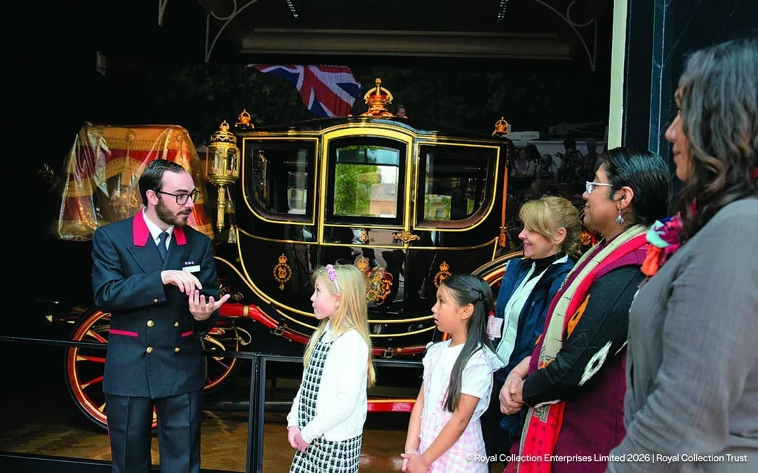 Changing of the Guard Experience with King’s Gallery Tickets and Optional Royal Mews Image 7