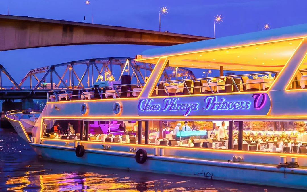 Chao Phraya Princess Cruise with Buffet Dinner & Live Music Image 2