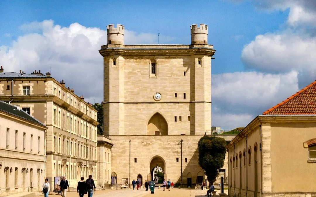 Chateau de Vincennes Tickets with Audio Guide Image 2