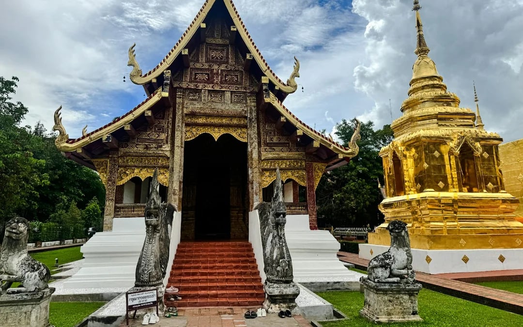 Chiang Mai City and Doi Suthep Private Guided Tour with Trishaw Ride Image 4