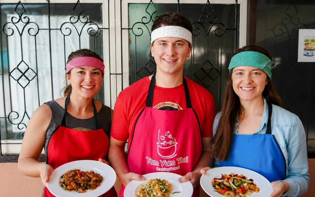 Chiang Mai Cooking Class with Local Market Tour and Round-Trip Transfers Image 2