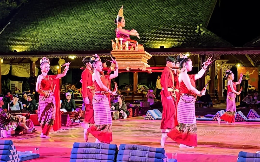 Chiang Mai Khantoke Dinner with Lanna Cultural Show and Private Hotel Transfers Image 4
