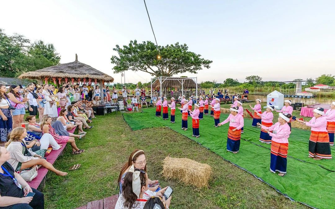 Chiang Mai Moonlight Yi Peng & Loy Krathong Festival 2025 Image 3