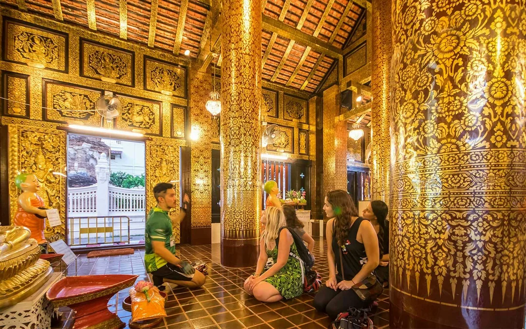 Chiang Mai Night Bike Tour Image 5