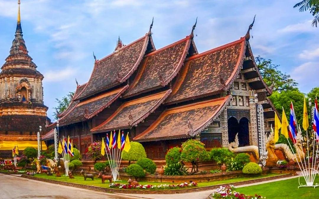 Chiang Mai Old City Temples Walking Tour Image 4