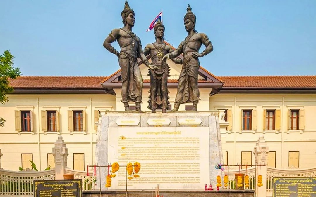 Chiang Mai Old City Temples Walking Tour Image 7