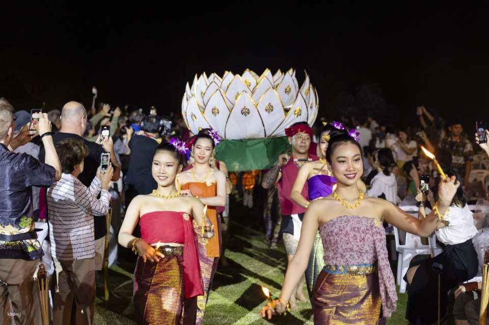 Chiang Mai Sky Lantern Festival 2026 at Royal Chiang Mai Golf Club | Thailand
