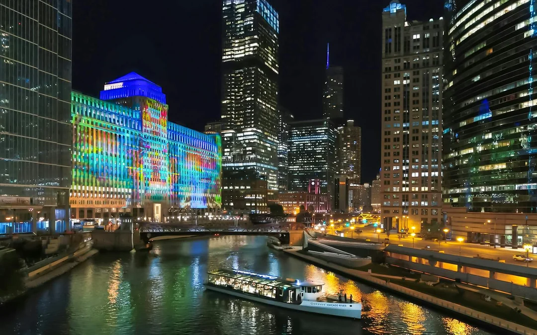 Chicago Dinner Cruise Image 1
