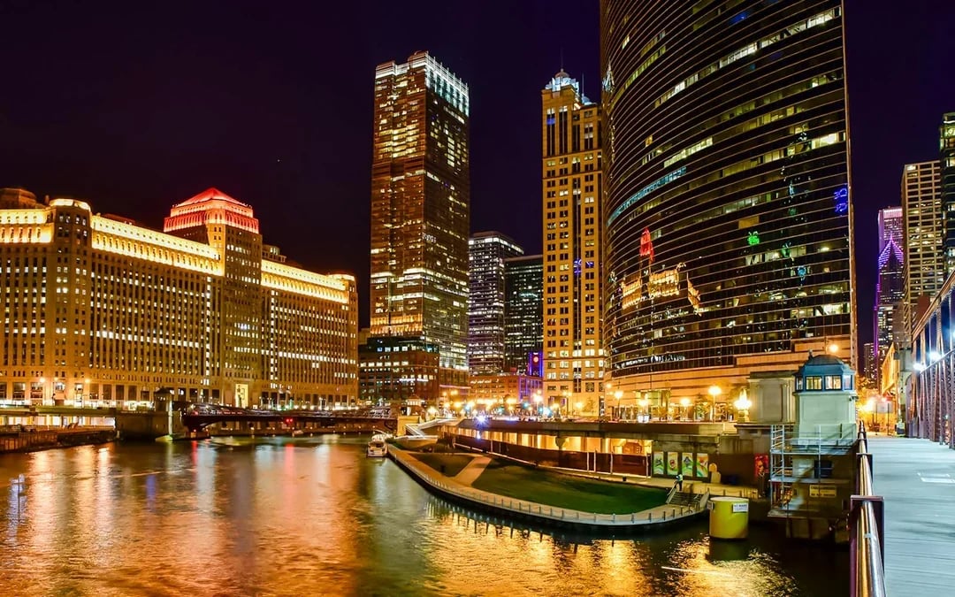 Chicago Dinner Cruise Image 6