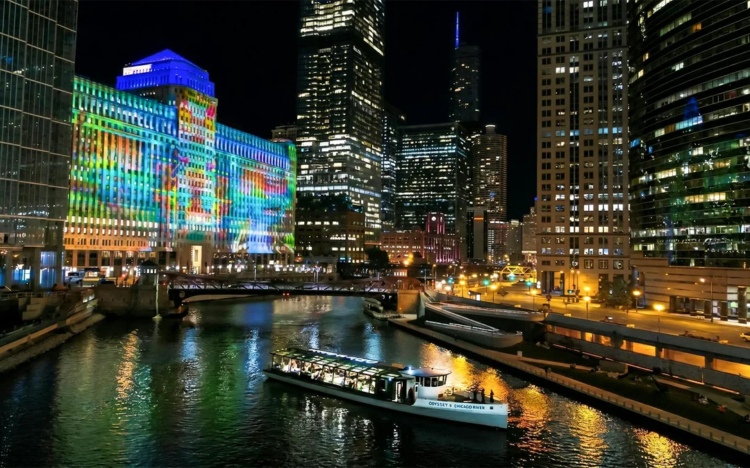 Chicago Fireworks Cruise Image 2