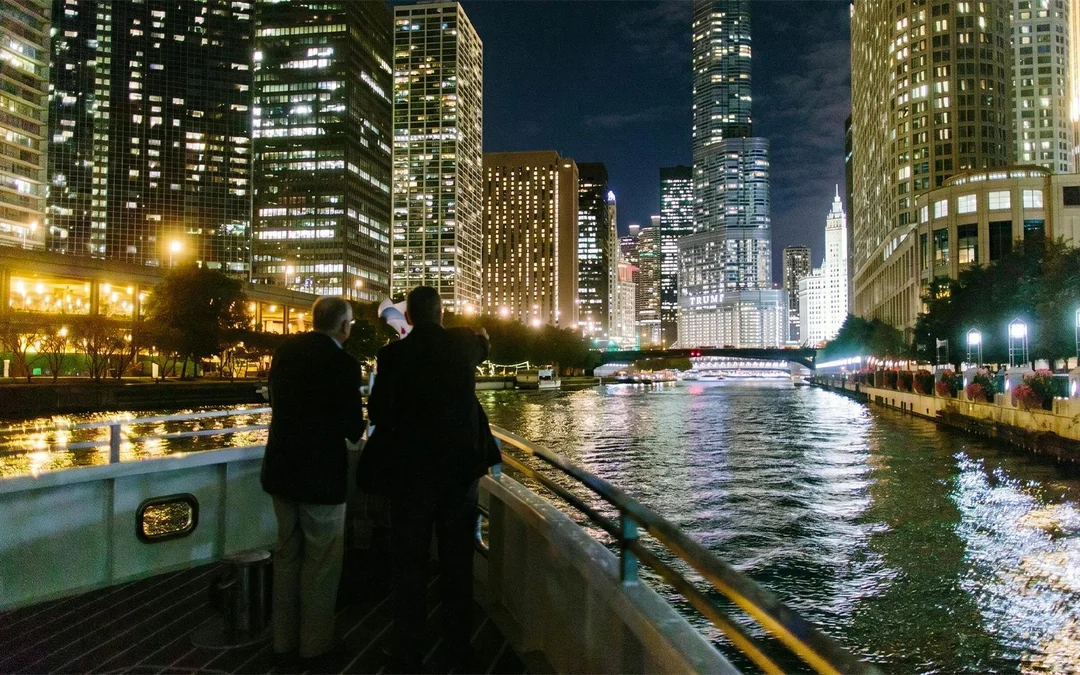 Chicago Fireworks Cruise Image 4