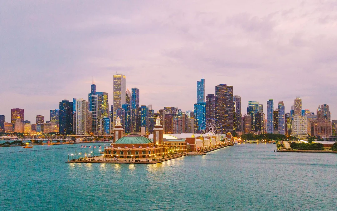 Chicago Lunch Cruise Image 2