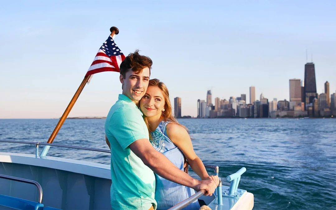 Chicago River & Lake Sightseeing Cruise by First Lady Image 2