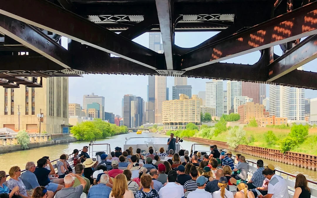 Chicago River Architecture Cruise Image 2