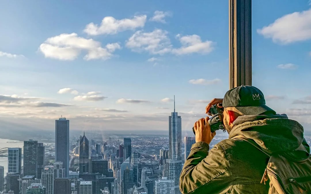 Chicago Skydeck & Architecture Cruise with Small Group Guided Tour Image 3