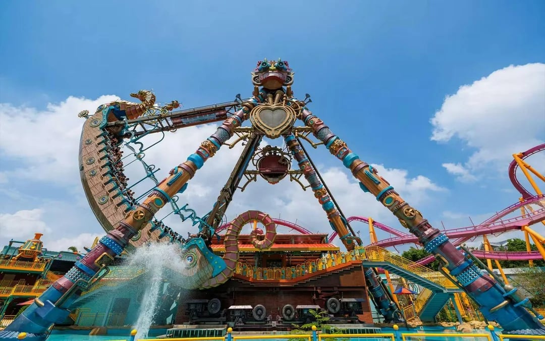 Chimelong Paradise + Chimelong Water Park 2-Day Combo Tickets Image 1