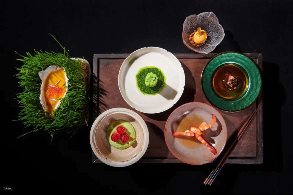 China | Beijing Palace Banquet (Traditional Chinese performance, imperial audio-visual feast, palace banquet, exquisite dishes)