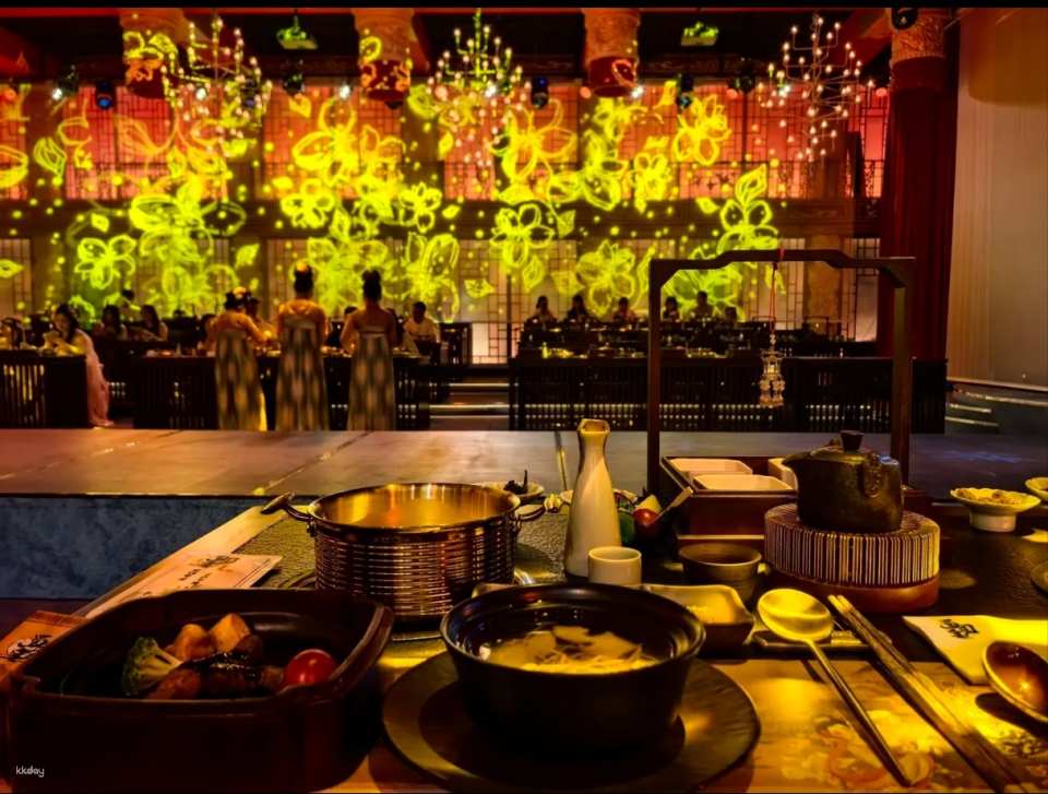 China | Chengdu Shu Kingdom Banquet: A Palace-Style Banquet | Song and Dance Performance | A New Sichuan Hotpot Experience