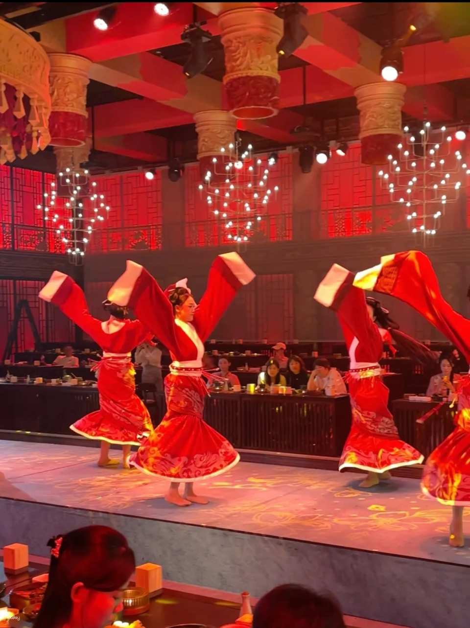 China | Chengdu Shu Kingdom Banquet: A Palace-Style Banquet | Song and Dance Performance | A New Sichuan Hotpot Experience