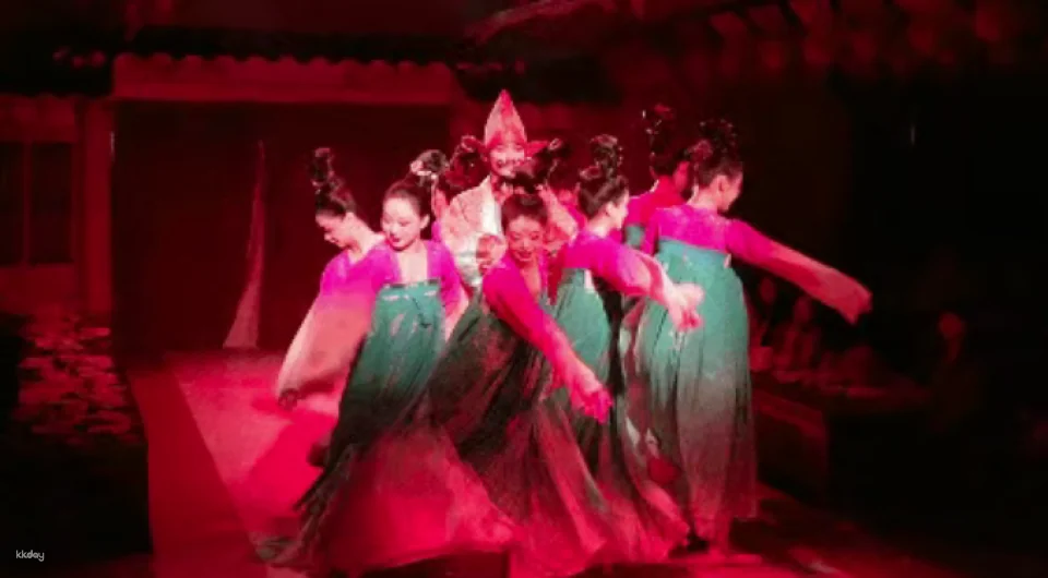 China | Xi'an Chang'an Twelve Hours Theme Street (Optional activities include: Grand Tang Dynasty Banquet Experience, Ancient Style Restaurant, Song and Dance Performance, Tang Culture Experience, and Complimentary Hanfu Costume Dressing Experience)