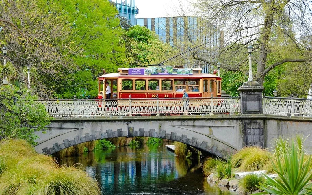 Christchurch Hop-On-Hop-Off Tram and Gondola Combo Pass Image 3