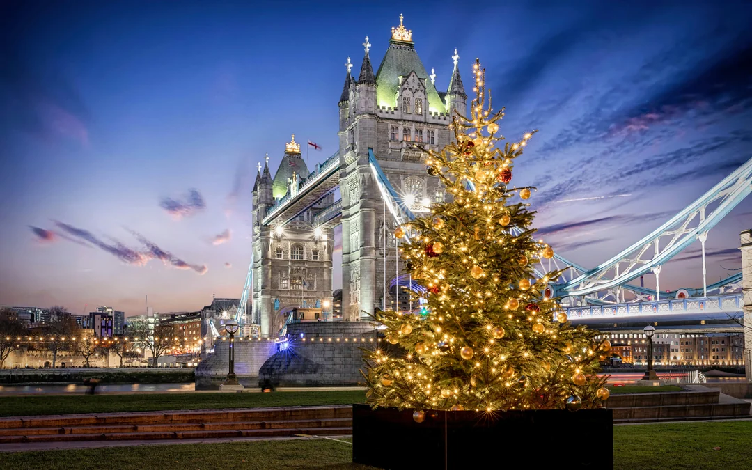 Christmas Day Guided Tours in London Image 1