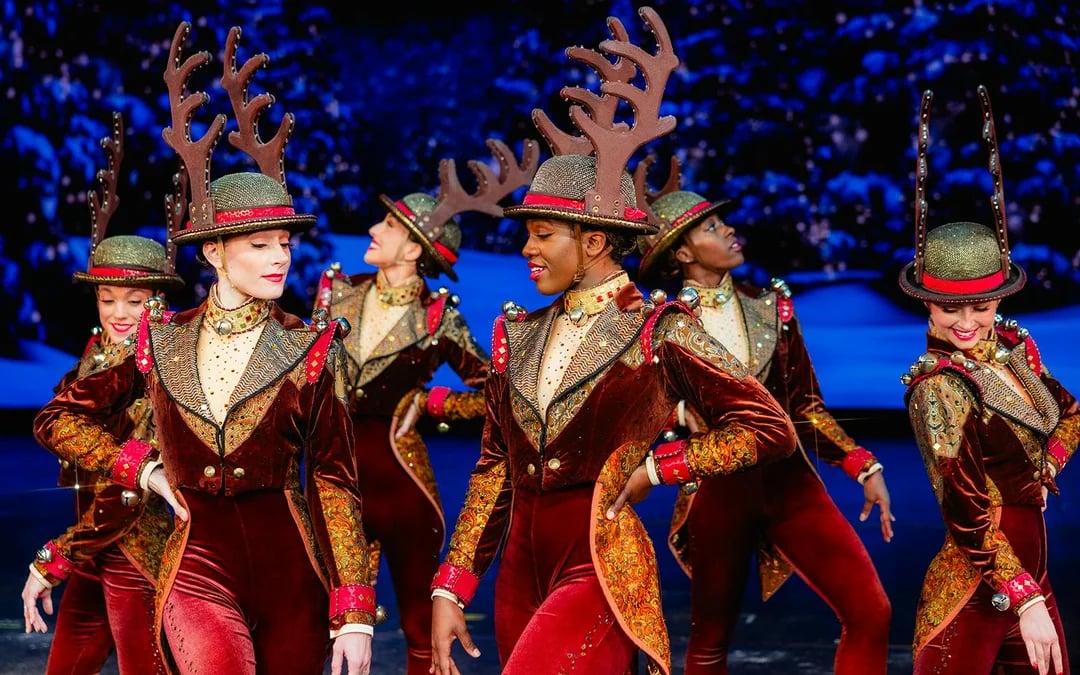Christmas Spectacular Starring the Radio City Rockettes® Image 10