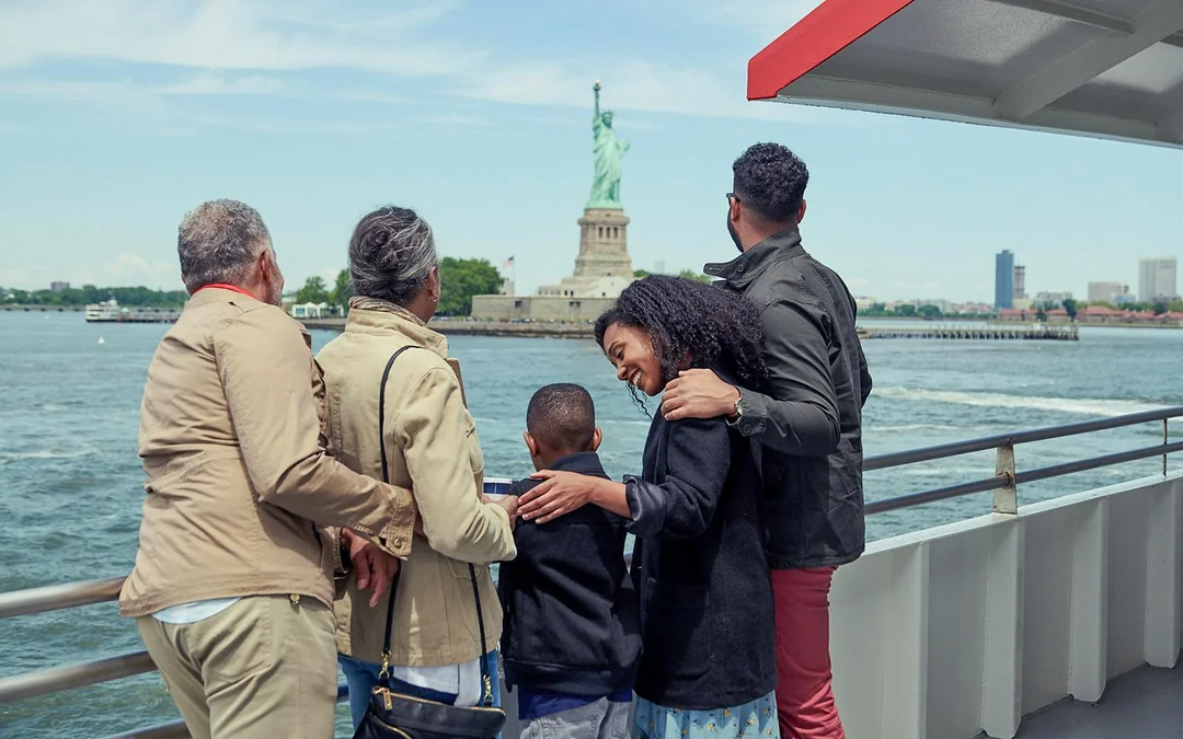 Circle Line: 50-min Statue of Liberty Express Cruise Image 3