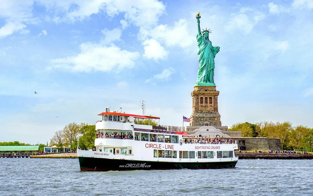 Circle Line: New York City Sightseeing Cruise Image 2