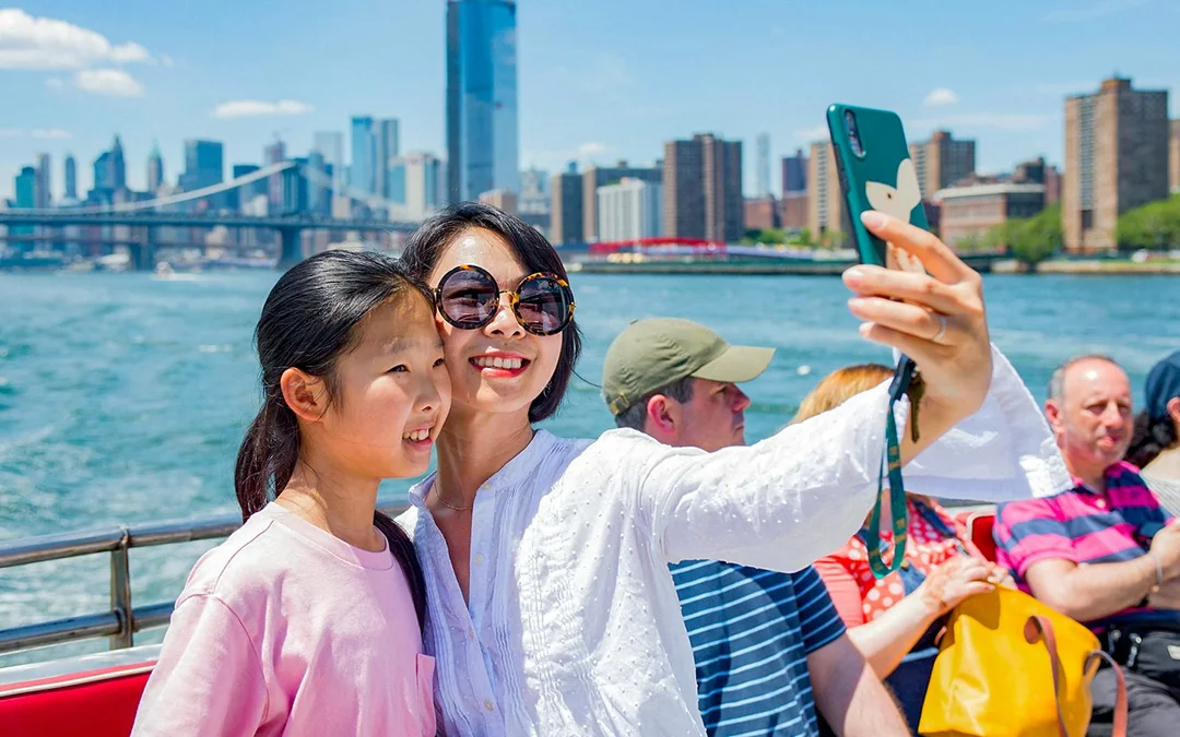 Circle Line: New York City Sightseeing Cruise Image 9
