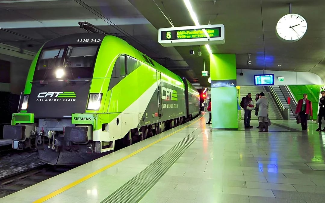 City Airport Train One-Way Tickets: Vienna Airport to/from Wien Mitte Station Image 7