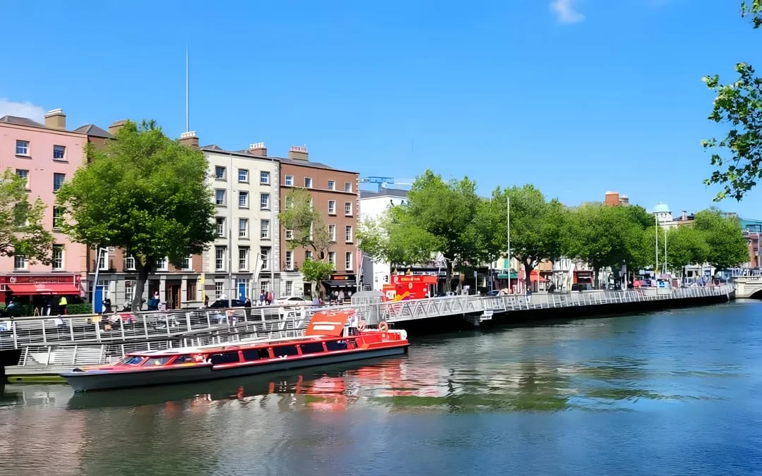 City Sightseeing Dublin Liffey River 45-Minute Cruise Image 3