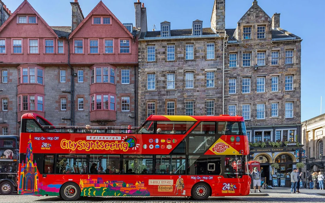 City Sightseeing: Edinburgh Hop-on Hop-off Bus Tour Image 3