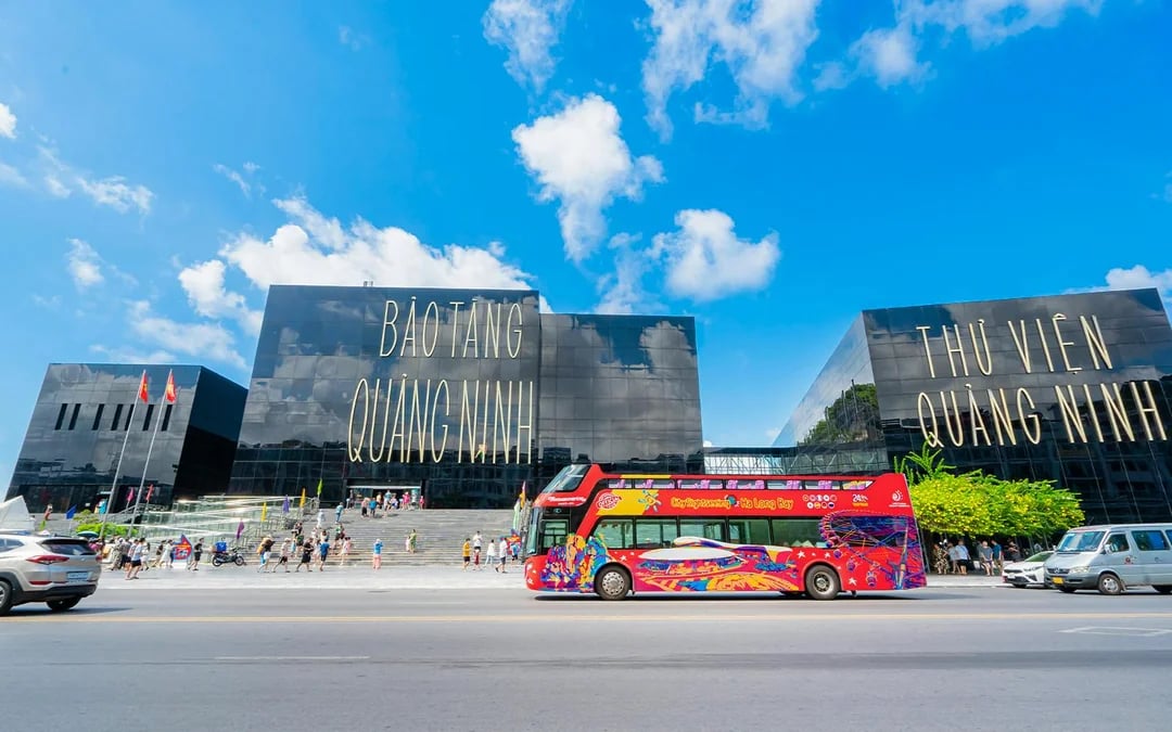 City Sightseeing: Ha Long Hop-on Hop-off Bus Tour Image 3
