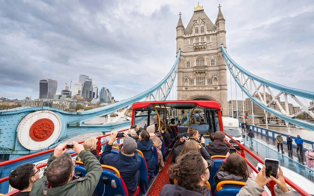 City Sightseeing: London Hop-on Hop-off Bus Tour with Optional Thames River Cruise Image 2