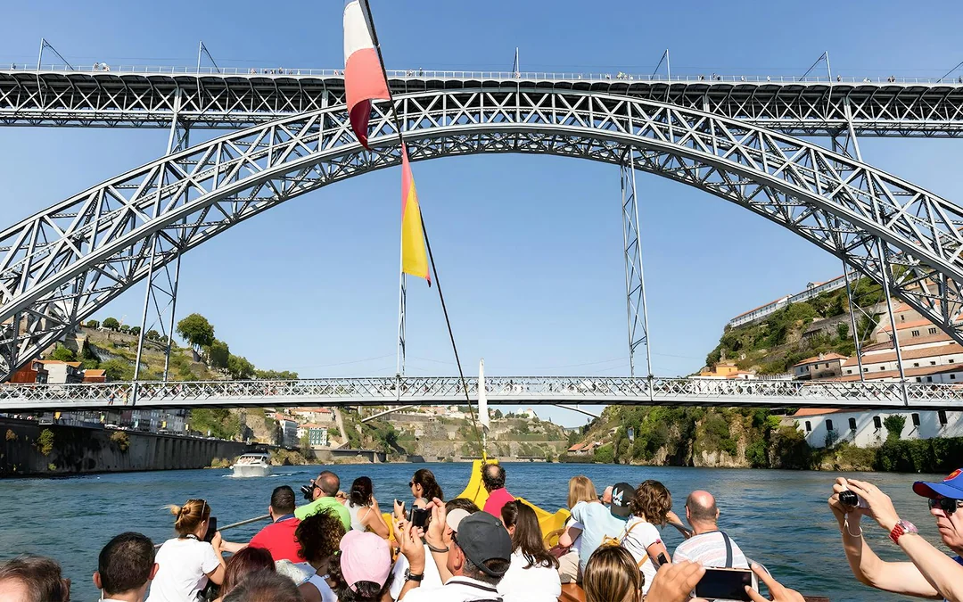 City Sightseeing: Porto Hop-on Hop-off Bus Tour with Douro River Six Bridges Cruise Image 5
