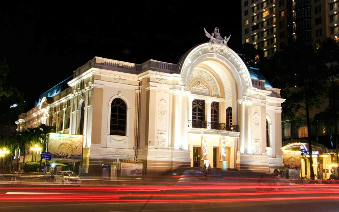 City Sightseeing: Saigon Night Bus Tour Image 4