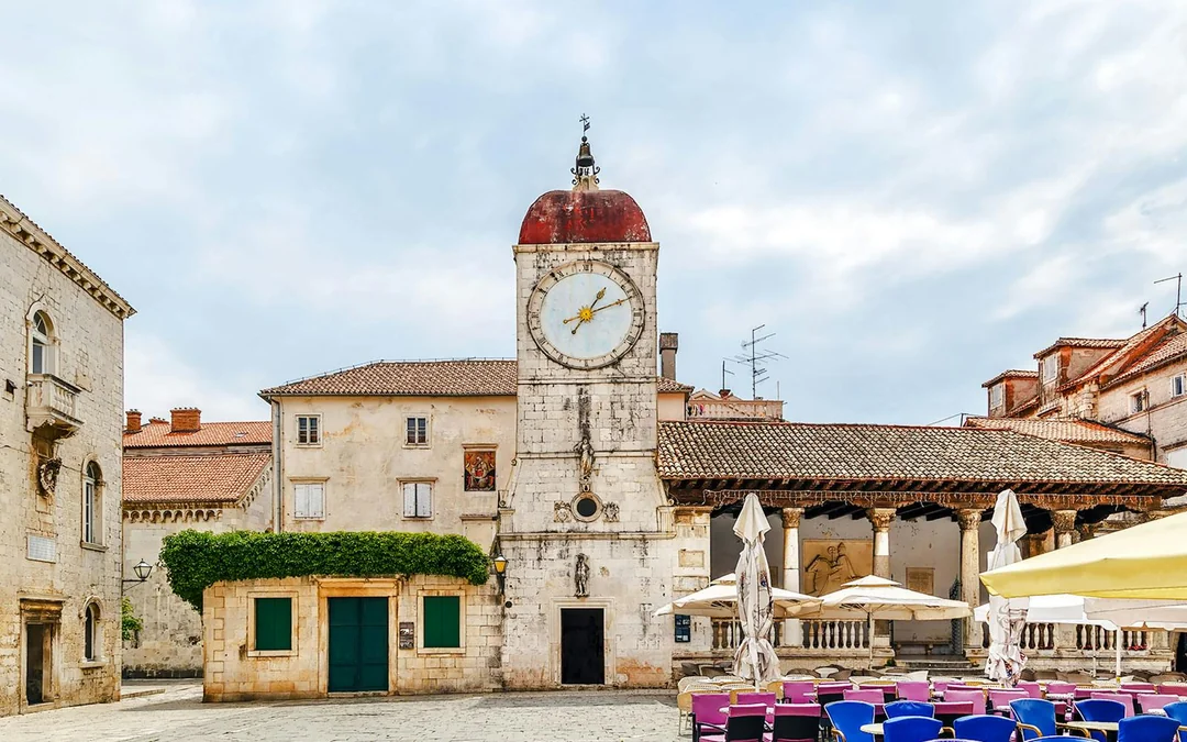 City Sightseeing: Split Hop-on Hop-off Bus Tour with Panoramic Tour Image 3