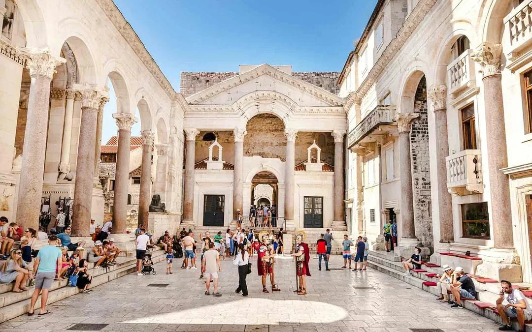 City Sightseeing: Split Hop-on Hop-off Bus Tour with Panoramic Tour Image 7